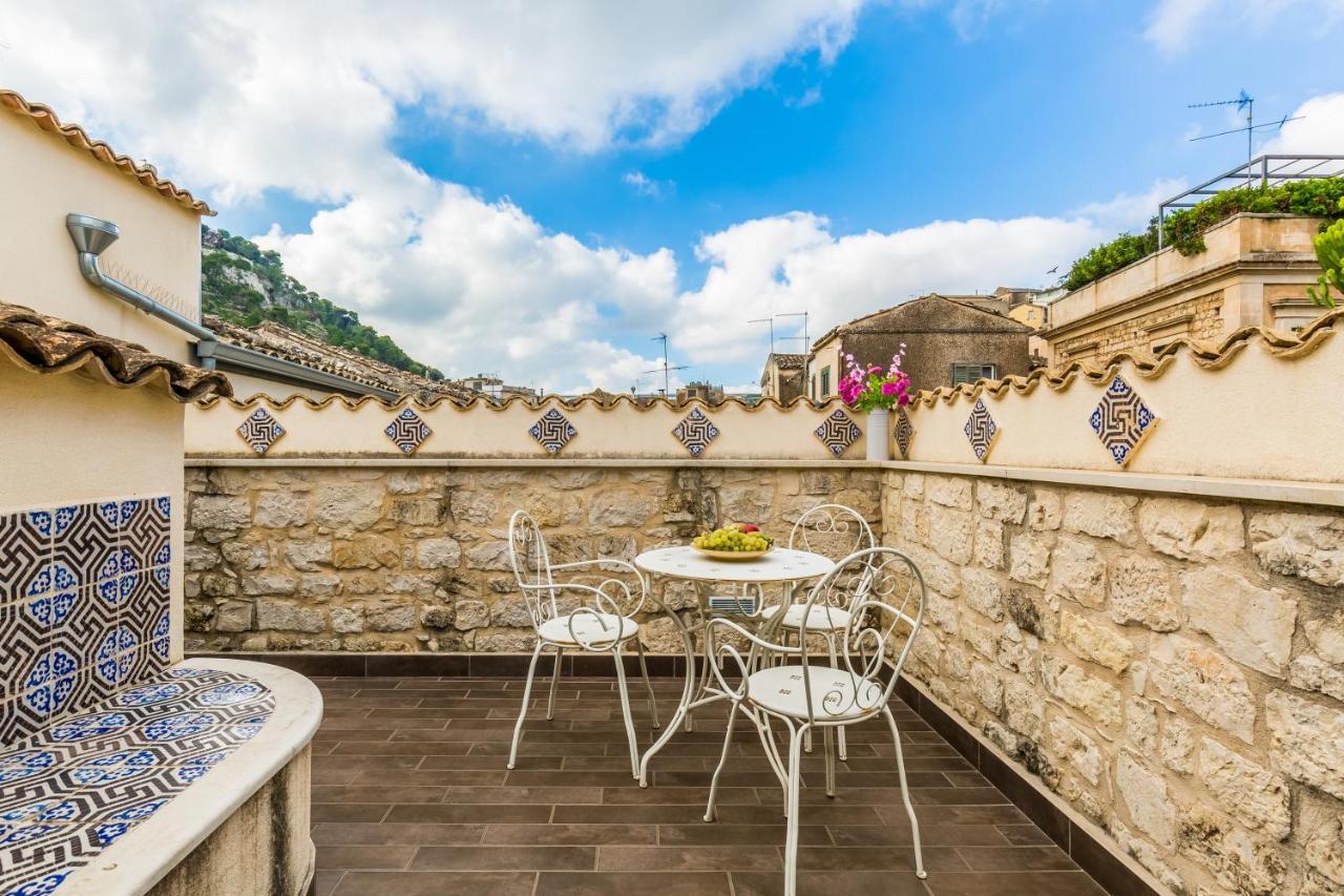 Modica For Family - Rooms And Apartments Exterior foto