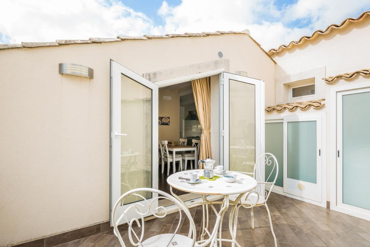 Modica For Family - Rooms And Apartments Exterior foto