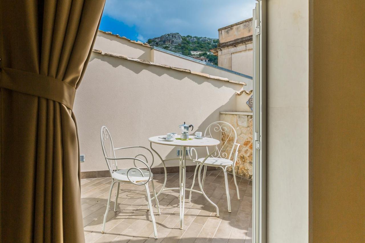 Modica For Family - Rooms And Apartments Exterior foto