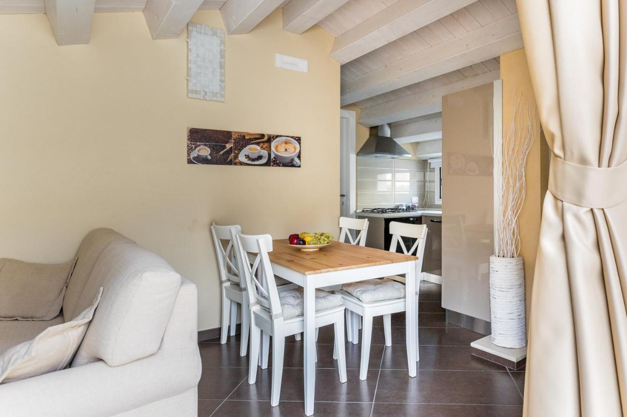 Modica For Family - Rooms And Apartments Exterior foto
