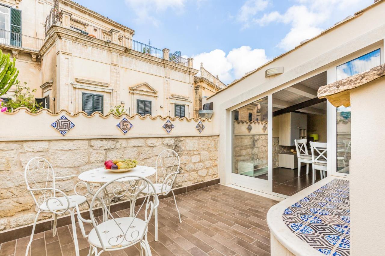 Modica For Family - Rooms And Apartments Exterior foto
