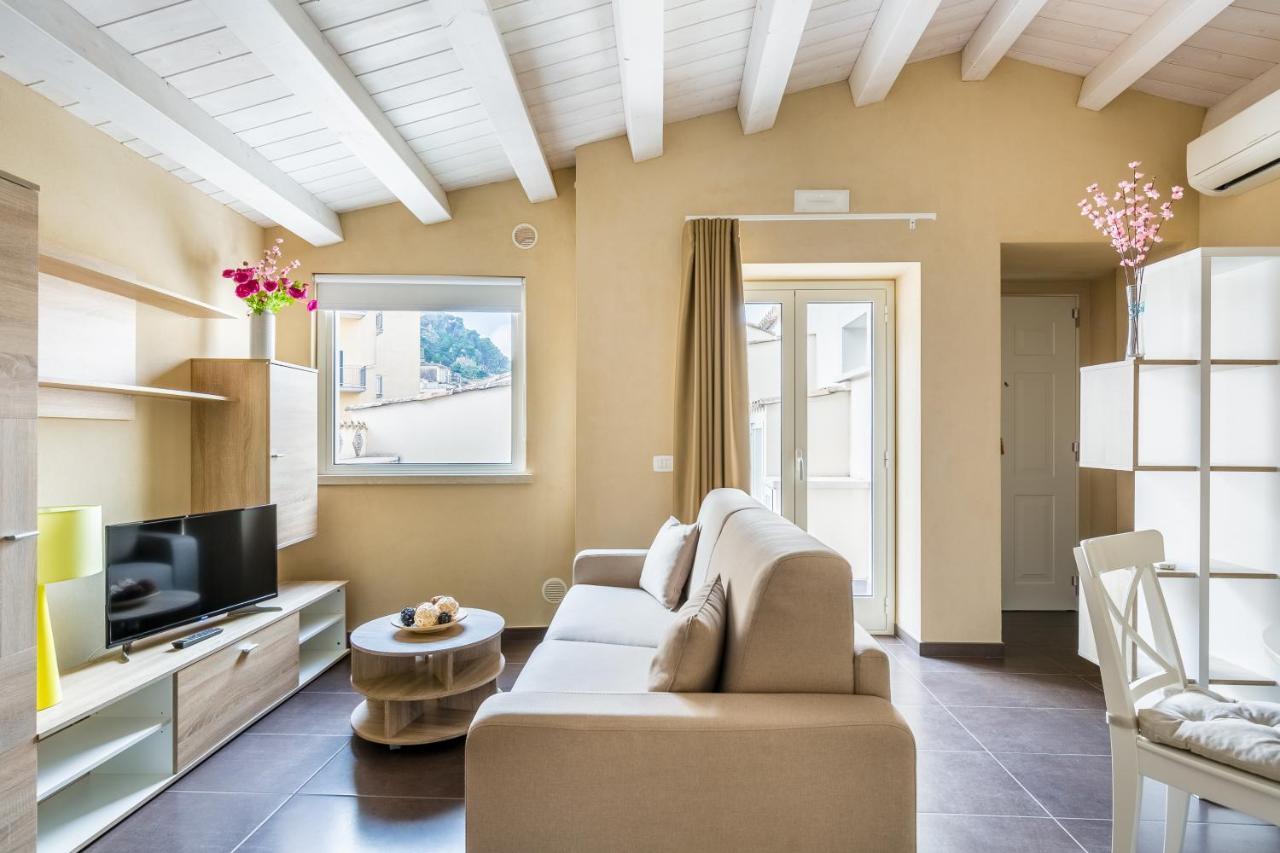Modica For Family - Rooms And Apartments Exterior foto